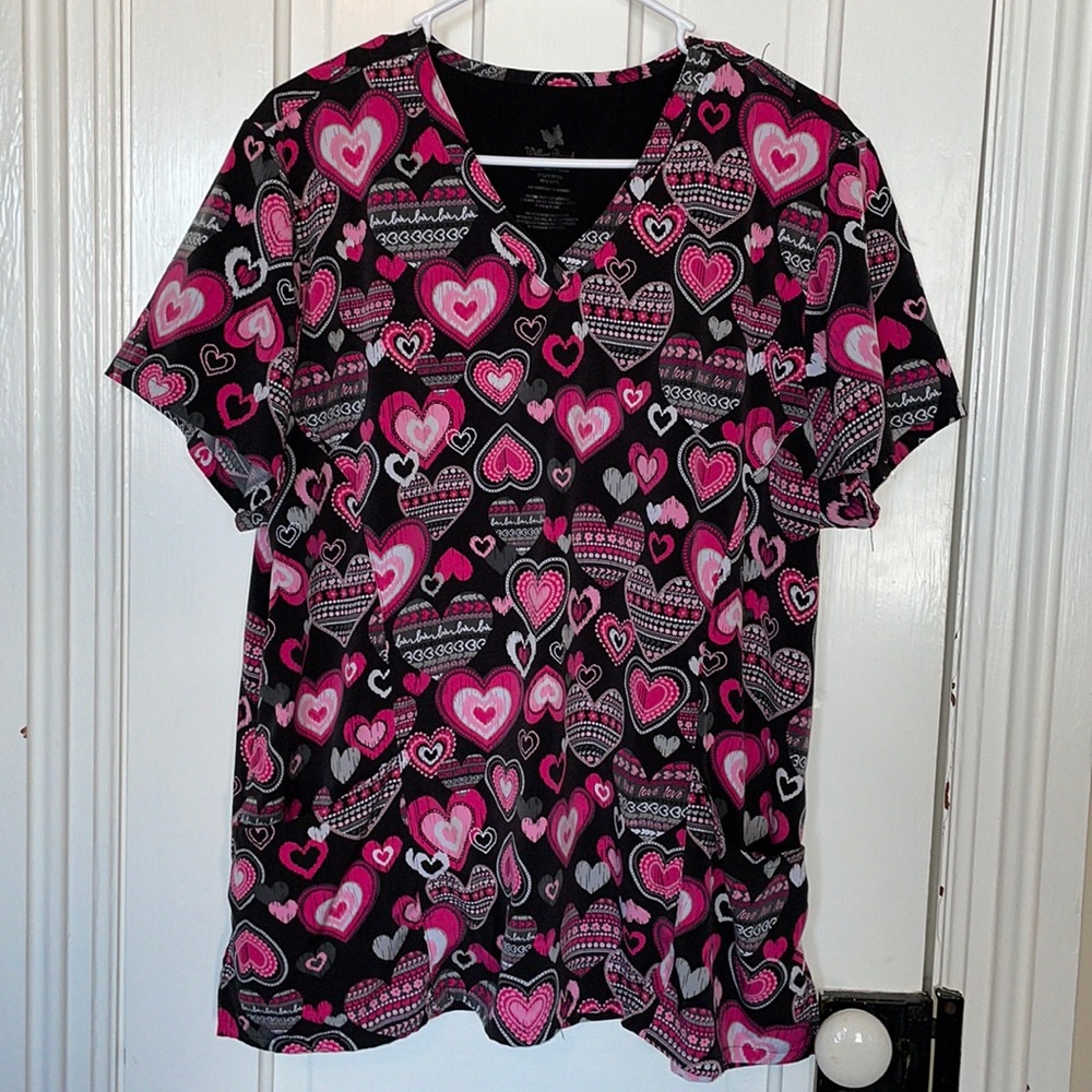 Willow Brook XL Black & Pink Heart Scrub Top